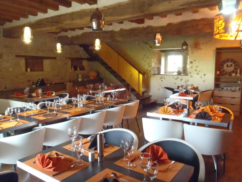 Domaine De Noyer Bed & Breakfast Saint-Christophe-en-Brionnais Exterior photo