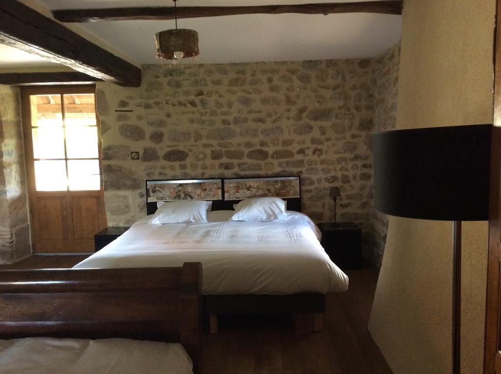 Domaine De Noyer Bed & Breakfast Saint-Christophe-en-Brionnais Room photo