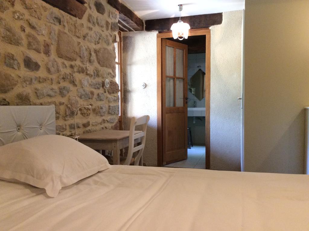 Domaine De Noyer Bed & Breakfast Saint-Christophe-en-Brionnais Room photo