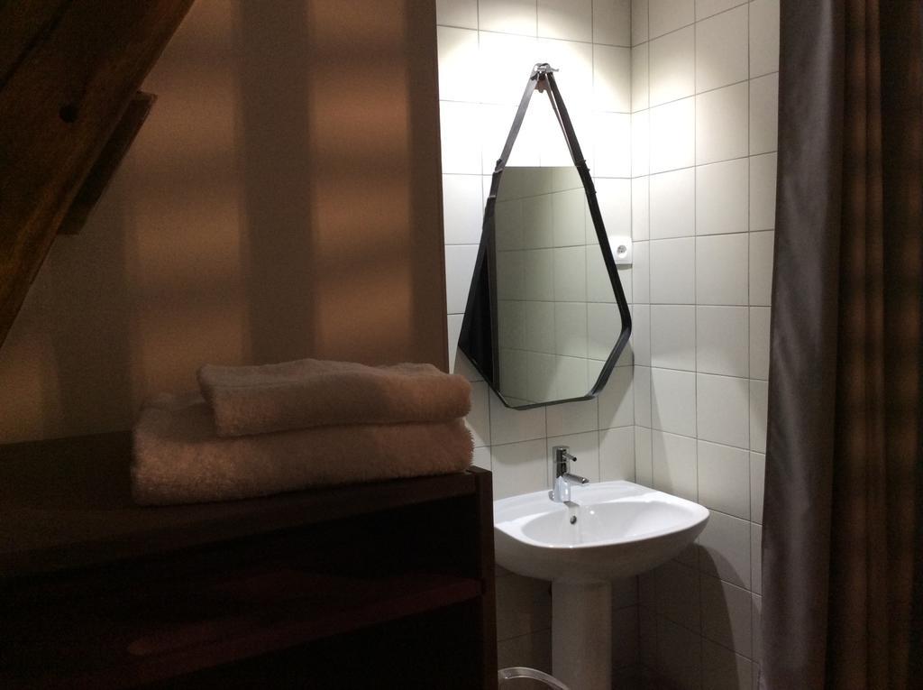 Domaine De Noyer Bed & Breakfast Saint-Christophe-en-Brionnais Room photo