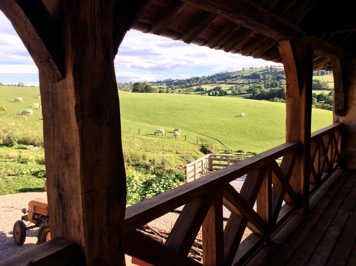 Domaine De Noyer Bed & Breakfast Saint-Christophe-en-Brionnais Room photo
